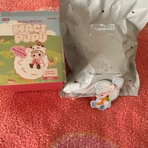 *AUTHENTIC* Pop Mart Haci Pupu Snuggle With You Pendant Keychain (Comfy Bunny)